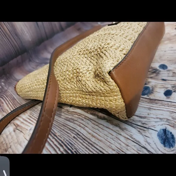 Michael Kors Rosalie Large Clutch/Crossbody - Picture 8 of 9